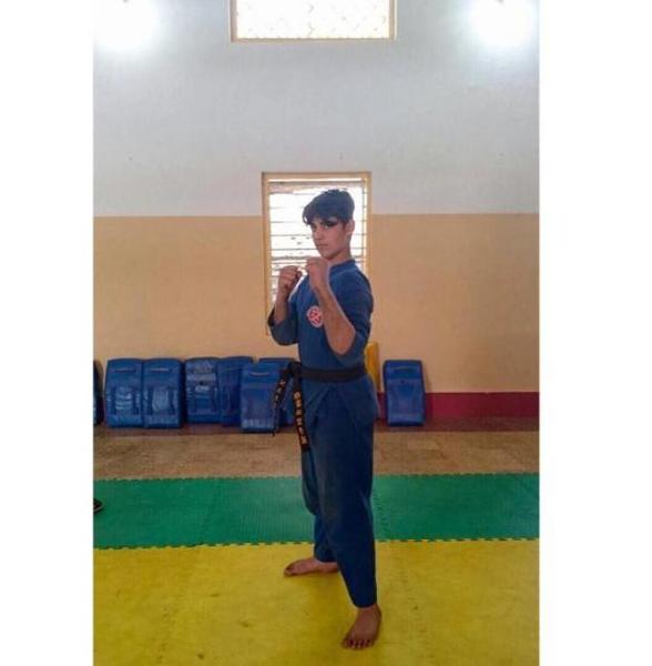 بچوں نے ایسا کیا کردیا کہ والدین آبدیدہ ہو گئے