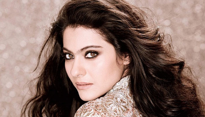 کاجول کی اپنی بیٹی کے ساتھ لی گئیں خوبصورت تصاویر