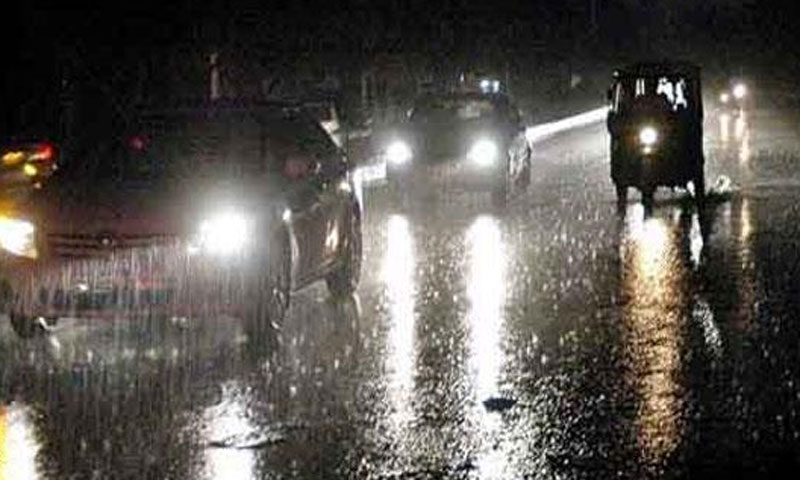 کراچی : بارش دوسرے روز بھی جاری ،شہری نہال