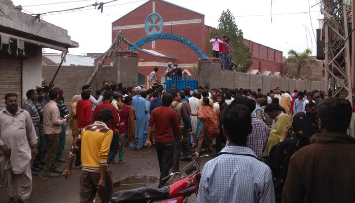 سانحہ یوحناآباد کے42ملزمان کو چالان کی نقول فراہم