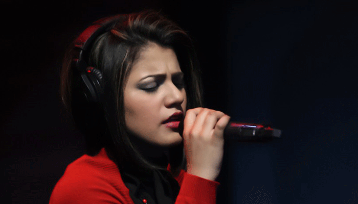 &nbsp;کون سی پاکستانی گلوکارہ بھارت میں آواز کا جادو جگائیں گی؟