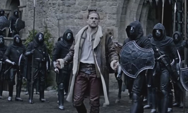 کنگ آرتھر لیجنڈ آف دی سورڈ' کا پہلا ٹریلر جاری