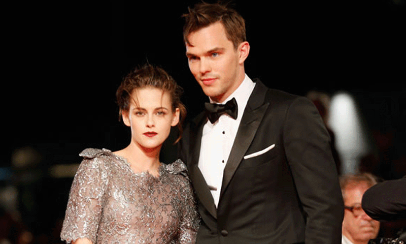 کرسٹن جیمز بانڈ میں خاتون جاسوس دیکھنے کی خواہاں