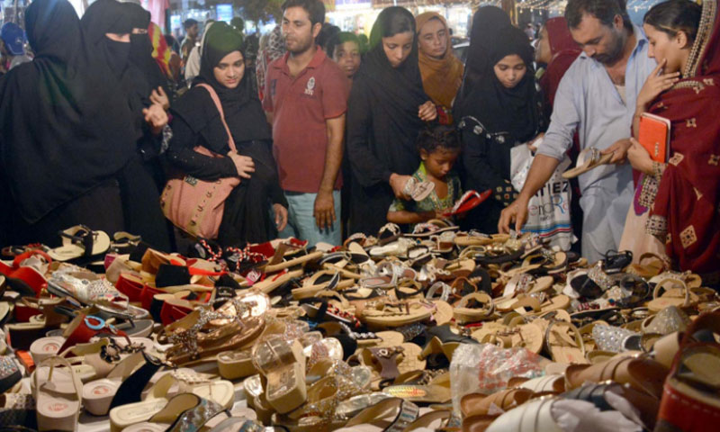 عیدکا اعلان ،بازاروں میں رش میں اضافہ