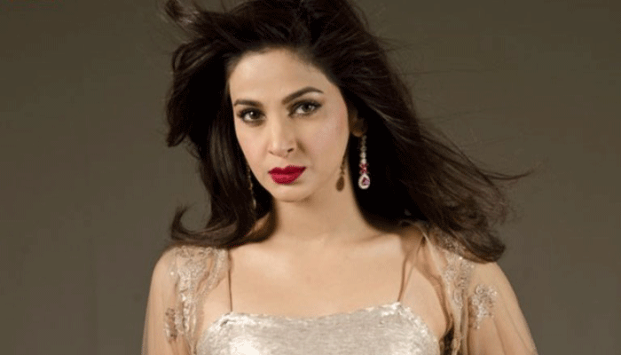 شہرت کو اولین ترجیح دینے والی اداکارئیں