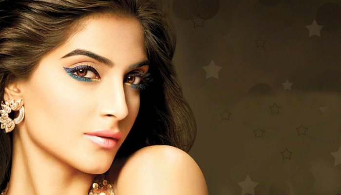 سونم کپور کی بہن چور نکلیں