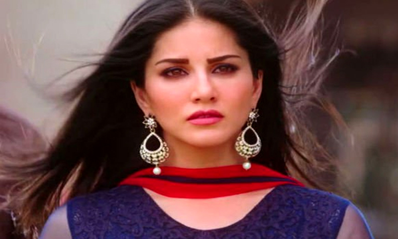 سنی لیونی کیخلاف پولیس میں شکایت درج