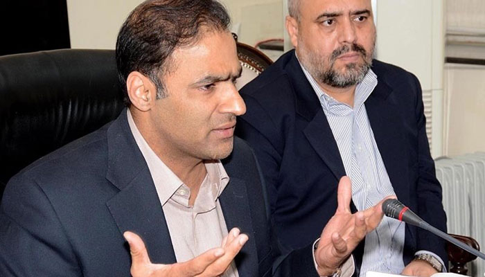 دہشت گردی کیخلاف جنگ میں قوم فوج کے ساتھ کھڑی ہے،عابد شیر علی