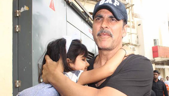 اکشے کمار کی بیٹی نتاراکی تصاویر نے سوشل میڈیا پردھوم مچادی