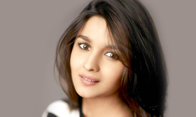 عالیہ نے اڑتاپنجاب میں مجھے حیرت میں ڈال دیا،مہیش بھٹ