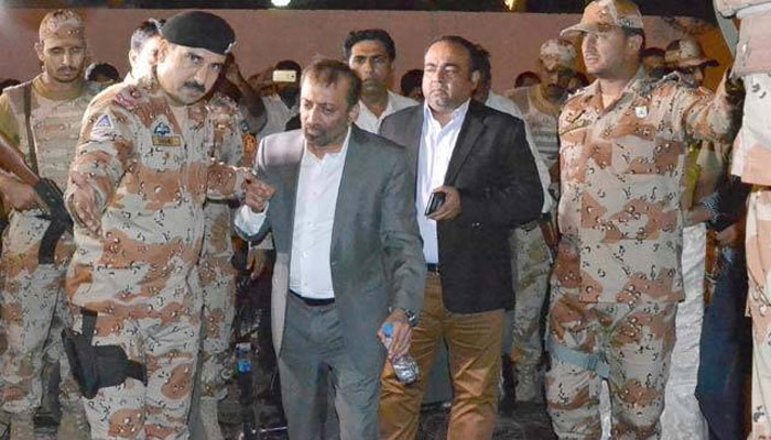 ایم کیوایم کے رہنما فاروق ستاراورخواجہ اظہارالحسن کوچھوڑدیا گیا