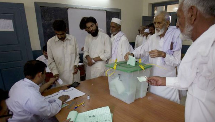 این اے 63جہلم میں ضمنی انتخابات کیلئے ووٹنگ جاری