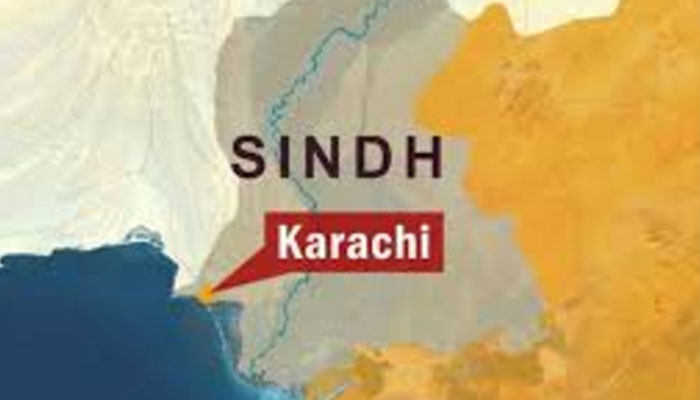 کراچی: بس ناتھا خان پل سے نیچے گرگئی،متعدد افراد زخمی