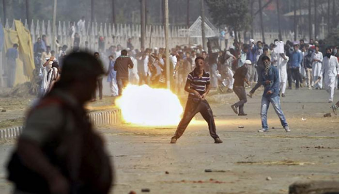 مقبوضہ کشمیر:بھارتی بربریت،مزید چھ شہری شہید،تاحال کرفیو نافذ