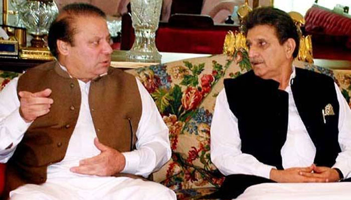 وزیراعظم نوازشریف سے راجہ فاروق حیدرکی ملاقات