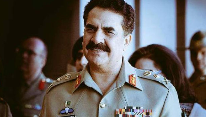 آرمی چیف راحیل شریف کا پاک افغان سرحد پر اگلے مورچوں کا دورہ