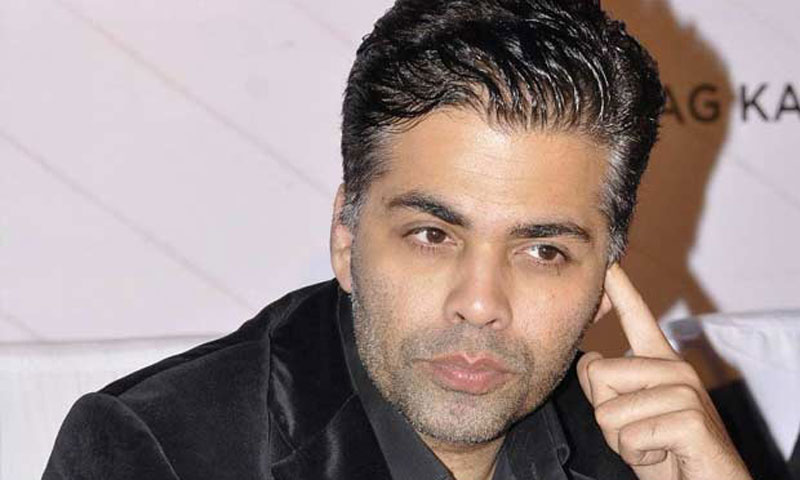 معروف ہدایت کارکرن جوہر پر رشوت دینےکا الزام