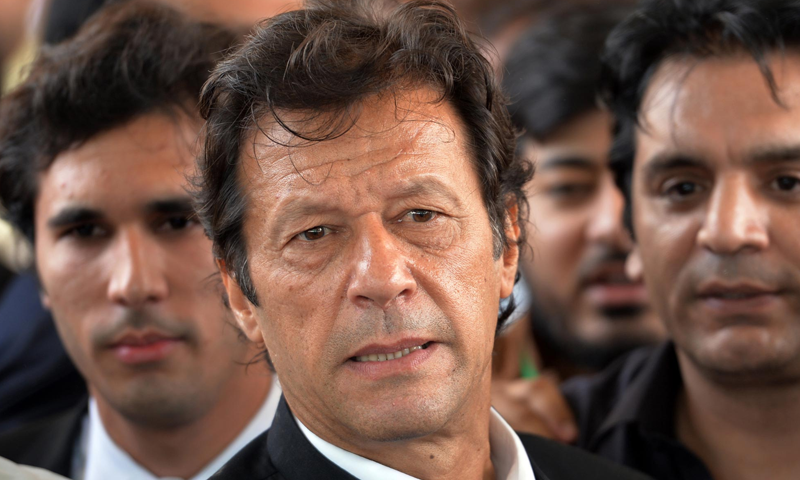 عمران خان کی نا اہلی کیلئے درخواست دائر