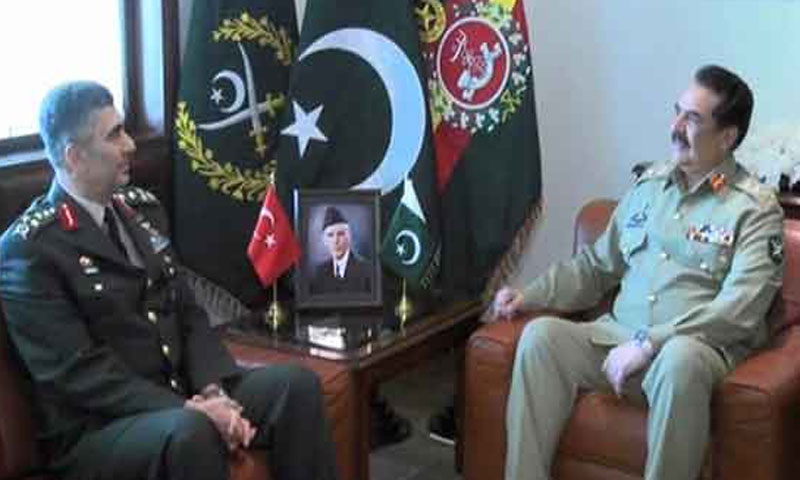 آرمی چیف راحیل شریف سے ترک بری فوج کے سربراہ کی ملاقات