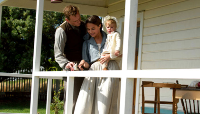 ہالی وڈ فلم دی لائٹ بٹوین اوشنز ریلیز