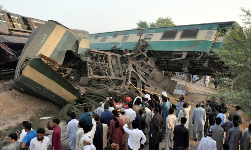 ٹرین حادثہ: ابتدائی رپورٹ کل وزارت ریلوے کو پیش کی جائے گی