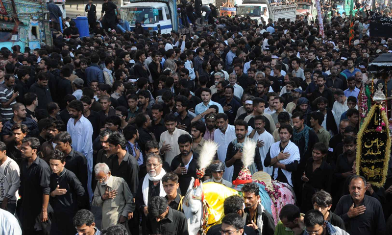 ملک بھر میں یوم عاشور انتہائی عقیدت و احترام سے منایا جا رہا ہے