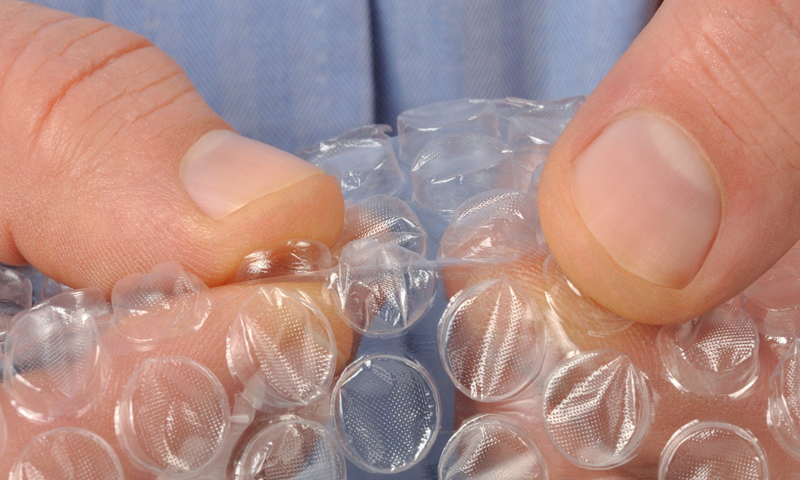 کیا آپ کو بھی ببل شیٹ پھوڑتے ہوئے خوشی محسوس ہوتی ہے؟