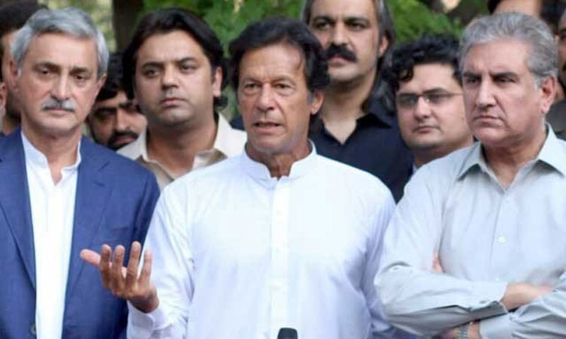 نوازشریف ملک کیلئے سیکیورٹی رسک بن گئے ہیں،عمران خان