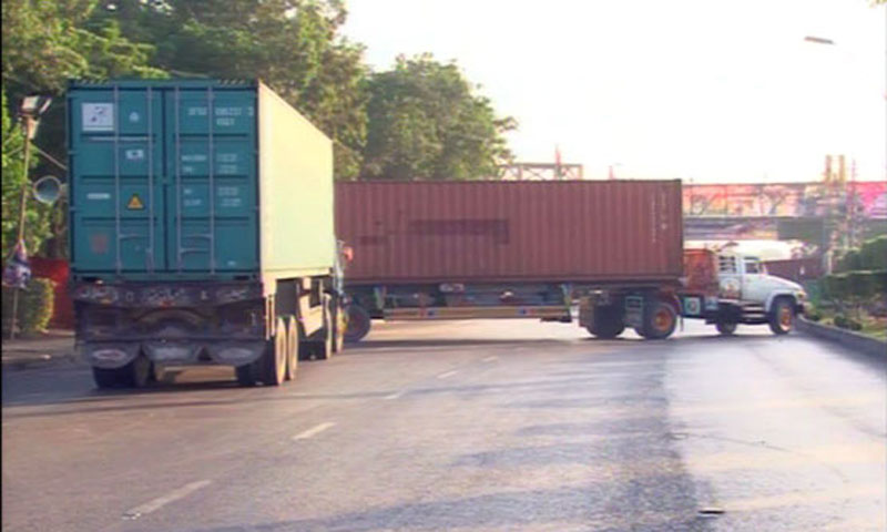 کراچی میں پیپلزپارٹی کی ریلی، شہر کے مختلف مقامات رکاوٹیں لگا کر بند