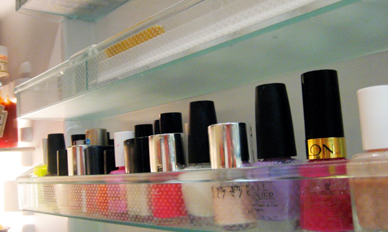 کیا آپ بھی اپنا میک اپ فریج میں رکھتے ہیں؟