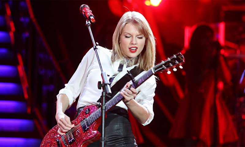 ٹیلر سوئفٹ کے کنسرٹ میں اسی ہزار افراد کی شرکت