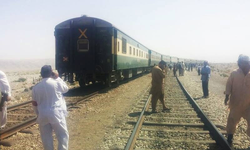 بلوچستان:جعفرایکسپریس میں2دھماکے ،6افراد جاں بحق