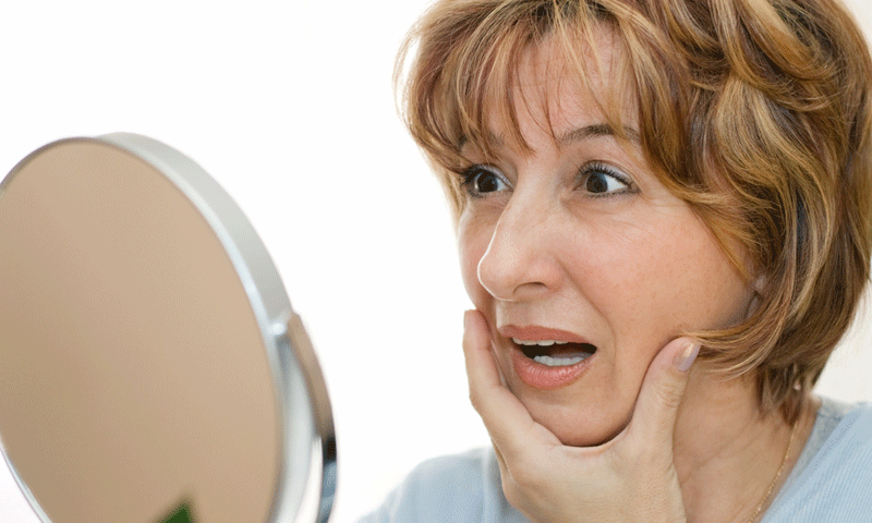 جلد بوڑھا کرنے والی 6 عام&nbsp;عادتیں