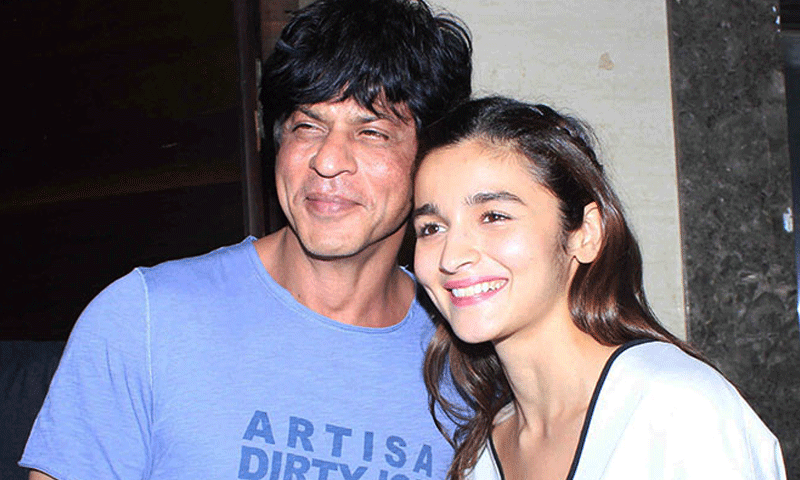 عالیہ بھٹ کا شاہ رخ خان سے پہلی ملاقات کا دلچسپ احوال