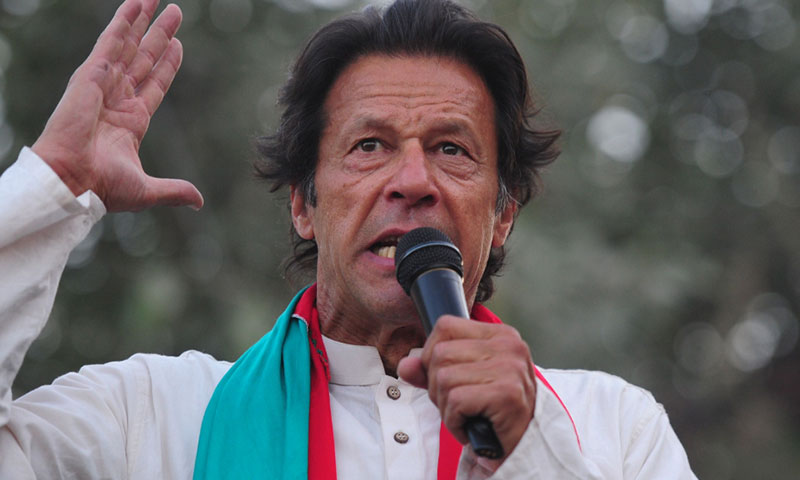 پانامہ لیکس کیس، حکومت پر تاخیر حربے استعمال کرنے کا الزام