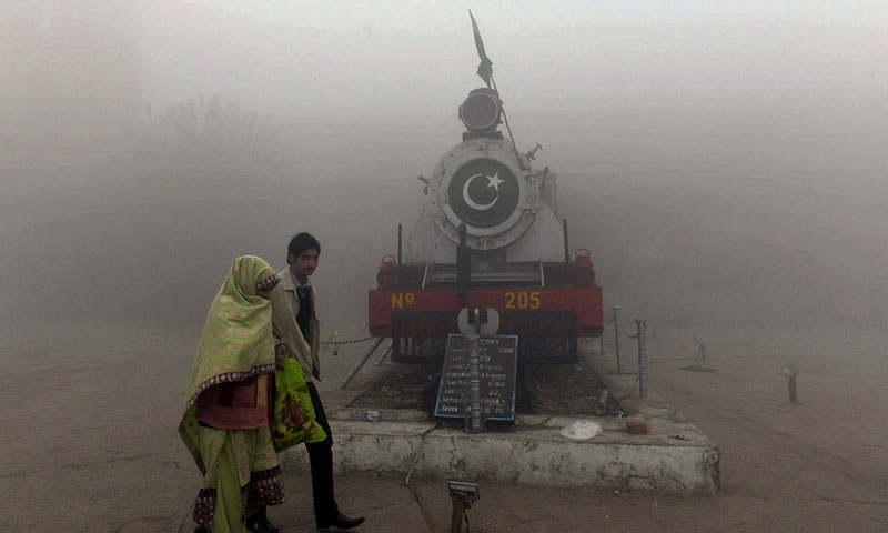 پنجاب میں دھند کے باعث حد نگاہ صفر