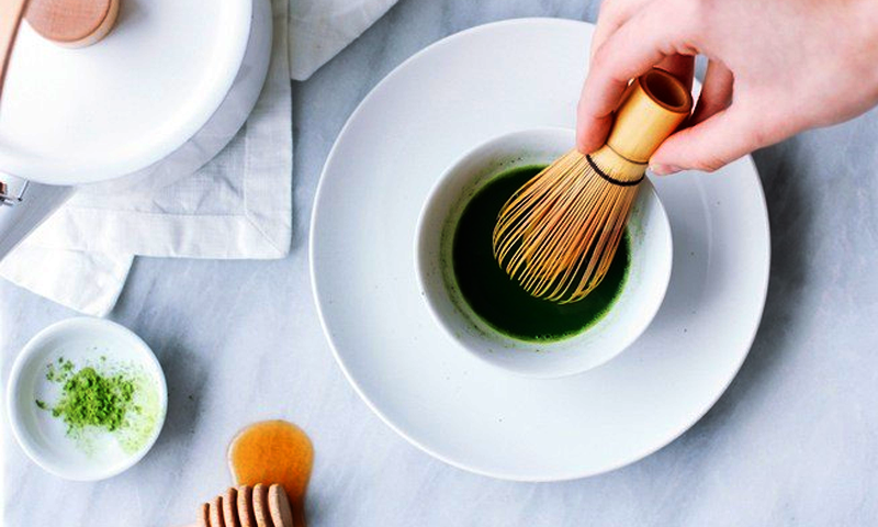 گرین ٹی اور دودھ' کا استعمال آپ کو یقیناً حیرت میں مبتلا کردے گا'