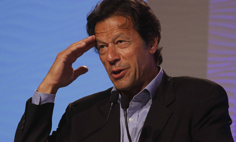 'نواز شریف نے جمہوری اقدار کو نقصان پہنچایا'