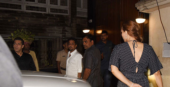 سلمان خان کے ساتھ کارمیں موجود پُراسرارلڑکی کون ہے؟