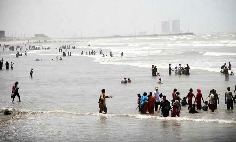 کراچی:کرسمس اورسال نوکے موقع پرسمندرمیں نہانے پر پابندی عائد