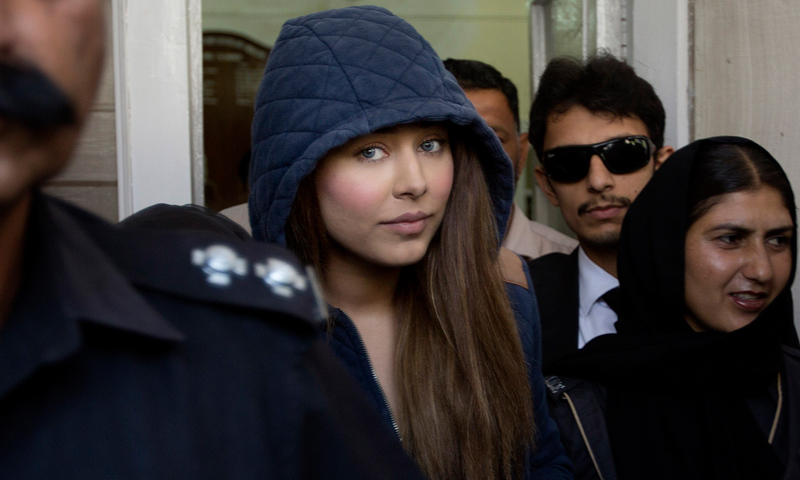 ایان علی کا نام ای سی ایل سے نکالنے کے خلاف وزارت داخلہ کی سپریم کورٹ میں اپیل