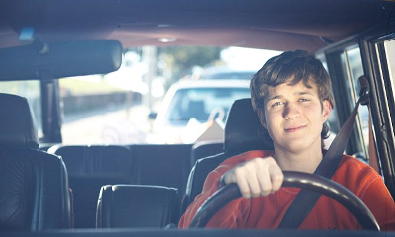 یہ 9 چیزیں آپ کی گاڑی میں ہمیشہ موجود ہونی چاہیئے