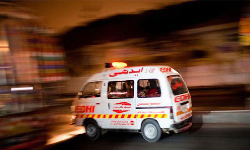 کراچی: دہشت گرد پھر سرگرم،ایک شخص جاں بحق، دو پولیس اہلکار زخمی