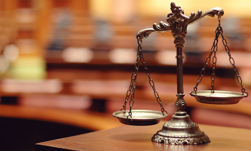 اکیسویں ترمیم کے خاتمے کے ساتھ ہی فوجی عدالتیں تحلیل
