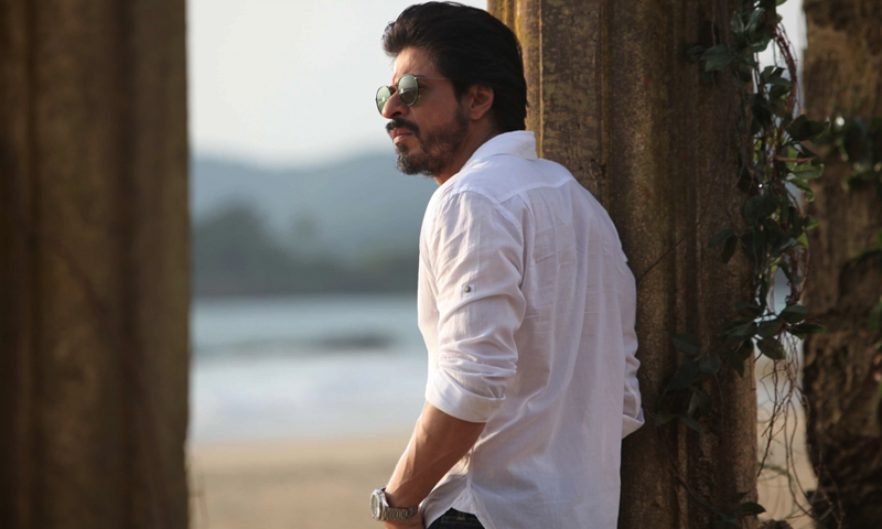 شاہ رخ خان گاڑی کی ڈگی میں سفر کیوں کرتے ہیں؟