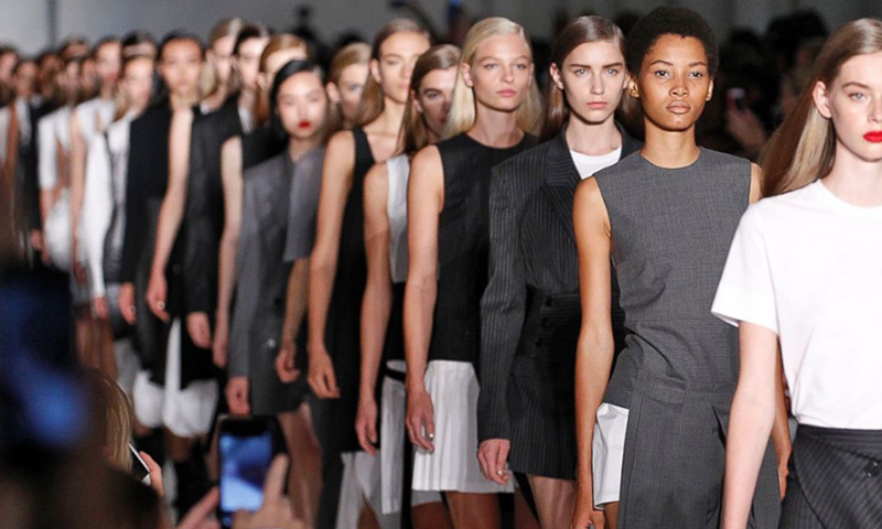 نیویارک فیشن ویک تاریخ میں پہلی مرتبہ لائیو دکھایا جائیگا