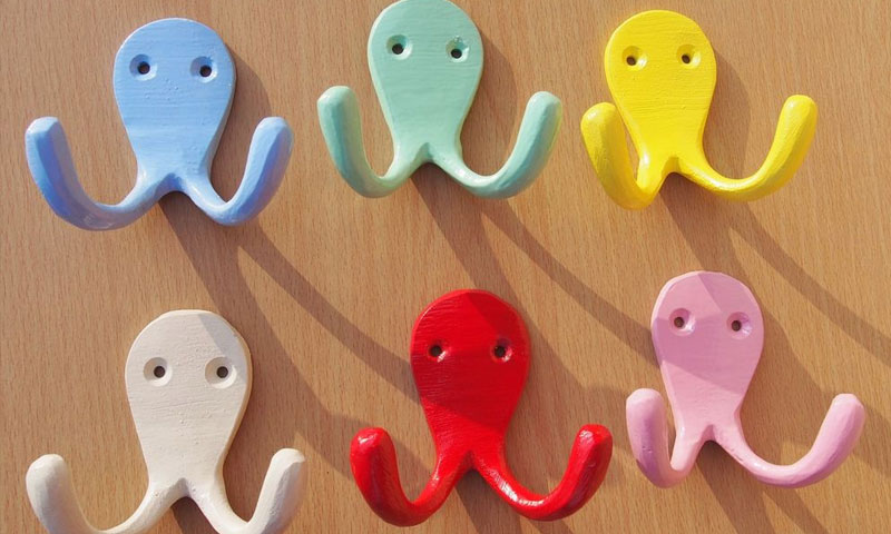 کیا آپ کو پلاسٹک ہُکس کے یہ 11 کمالات معلوم ہیں؟