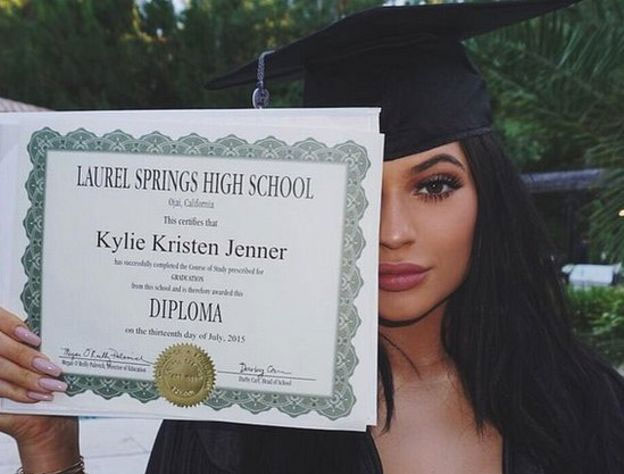 محض 11 گھنٹوں میں تمام ریکارڈ توڑنے والی تصویر