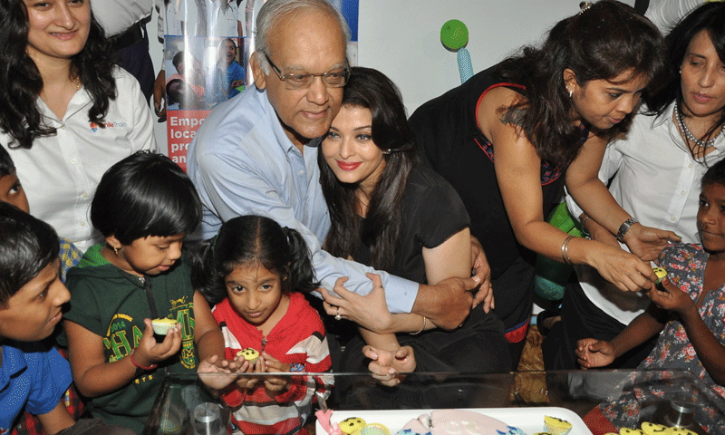 ابھیشیک نے مشکل وقت میں ایشوریا کا&nbsp;ساتھ چھوڑدیا