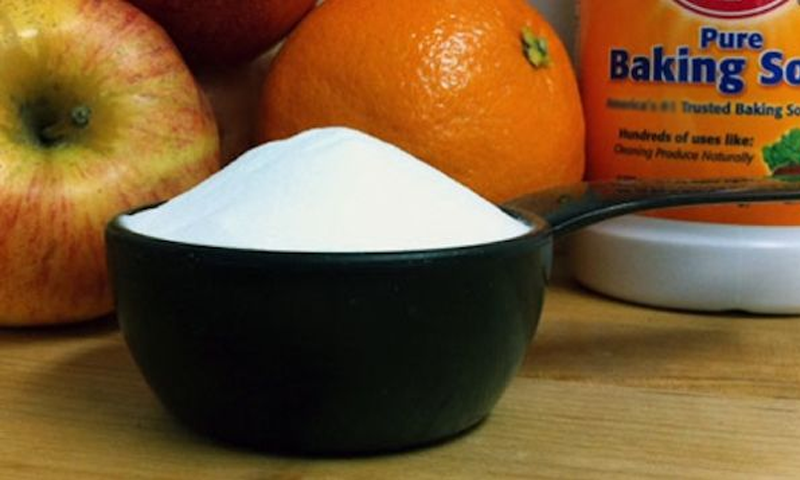 جب بھی سیب خرید کر لائیں تو ان کو بیکنگ پاؤڈر سے دھوئیں